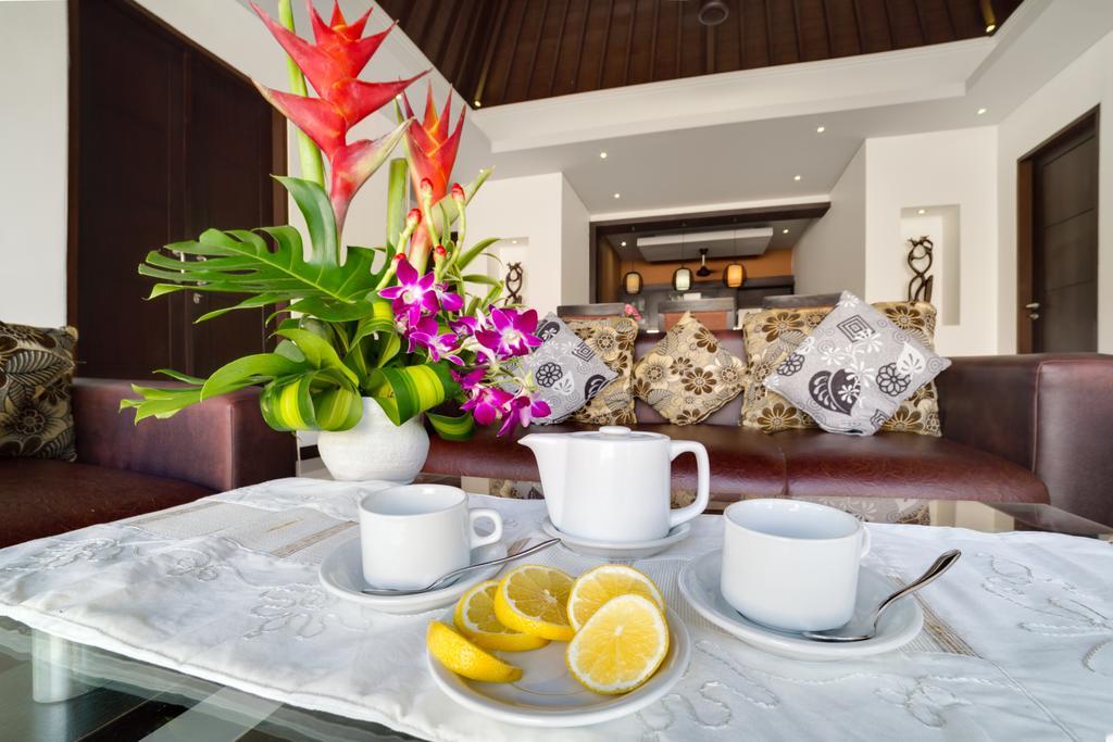 D&G Villas Nusa Dua Екстер'єр фото